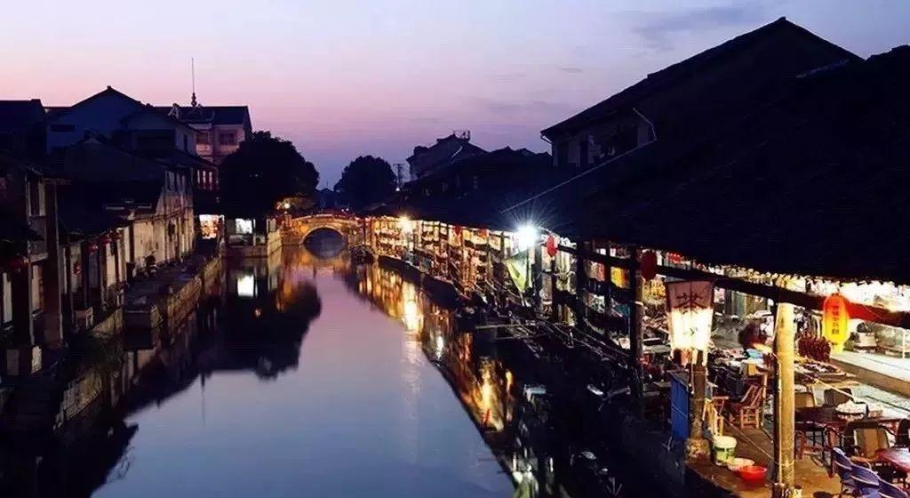 逃离违建房屋9